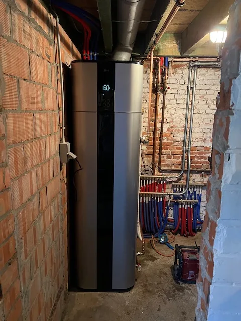 LG 270 liter warmtepompboiler te Bevel